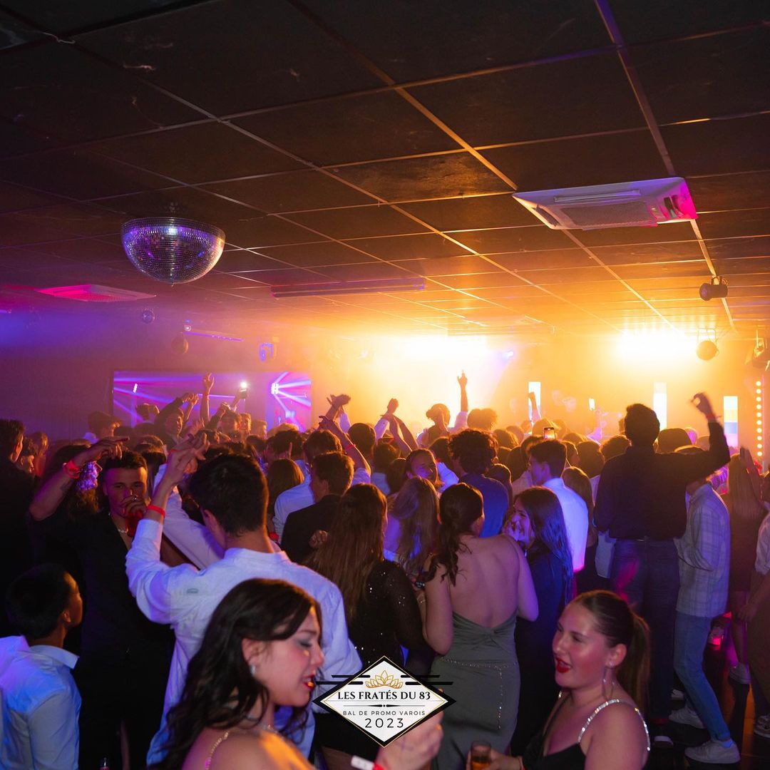 Var Education Loisirs